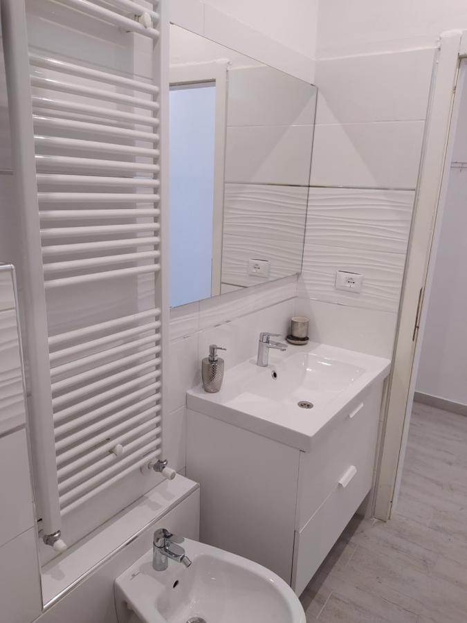 Modern Room With Private Bathroom Trento Eksteriør bilde